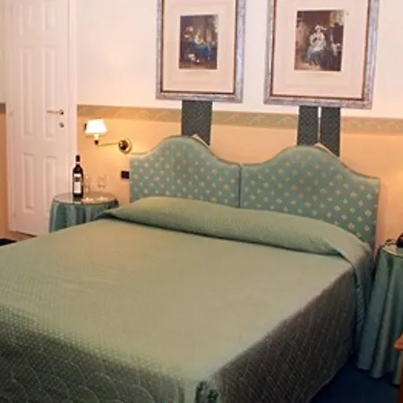 Argentina Otel 3*